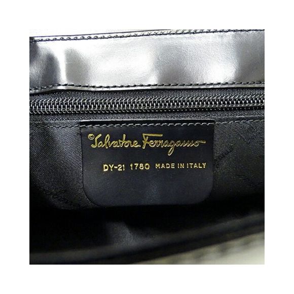Pre Loved Salvatore Ferragamo Black Leather Gancini Shoulder Bag - Picture 6 of 12